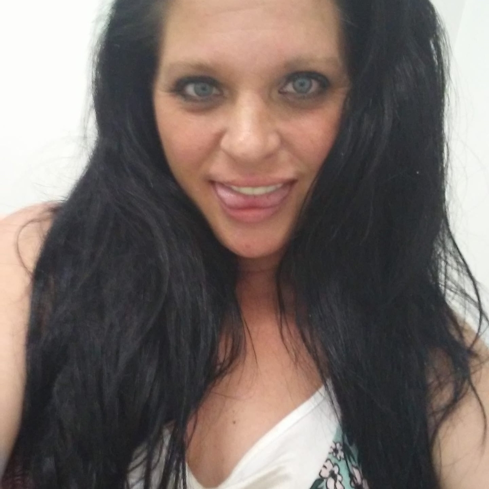 Meet your Posher, Tonya